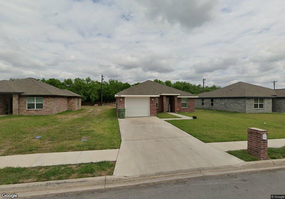 402 Northcross Ln, Weslaco, TX 78599 - photo 1