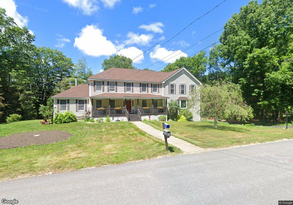 33 Jasmine Ln, Goffstown, NH 03045 - photo 1