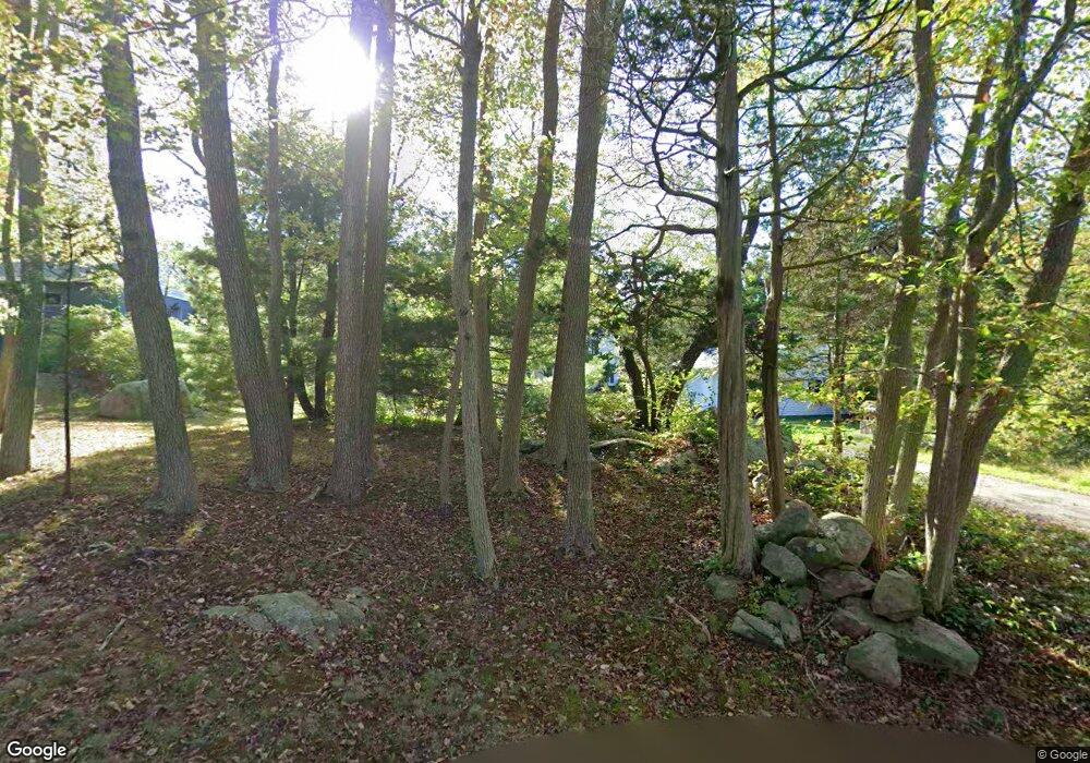 7 Cabot Ln, Gloucester, MA 01930 - photo 1