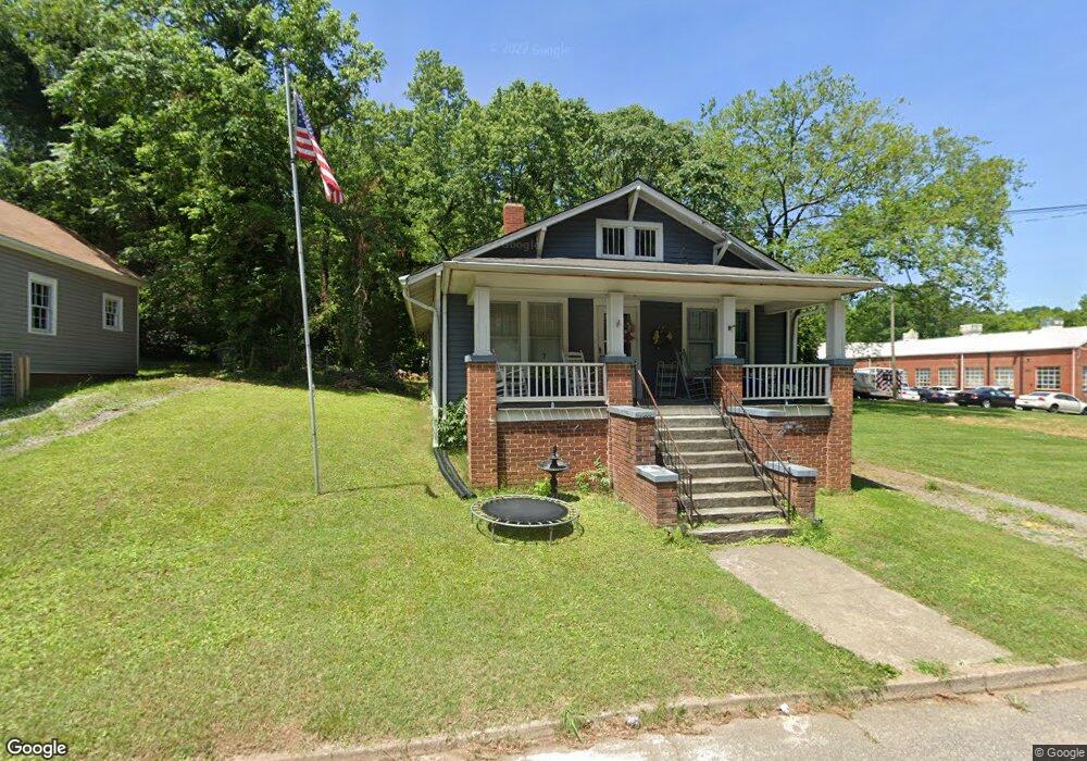 424 S Meeting St, Statesville, NC 28677 - photo 1