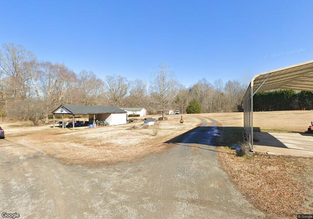 6096 Oakridge Rd, Clover, SC 29710 - photo 1
