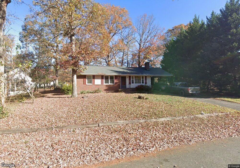 9304 Avalon Dr, Henrico, VA 23229 - photo 1