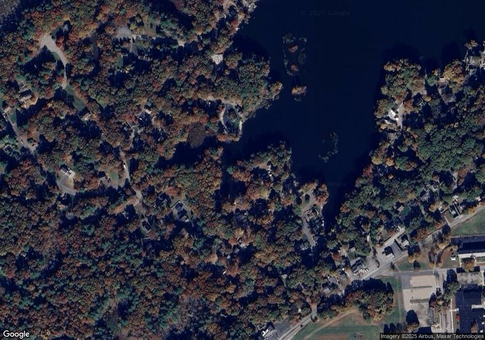 35 Shore Dr, Wrentham, MA 02093 - photo 1