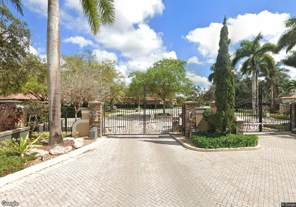 12345 Grand Oaks Dr, Davie, FL 33330 - photo 1