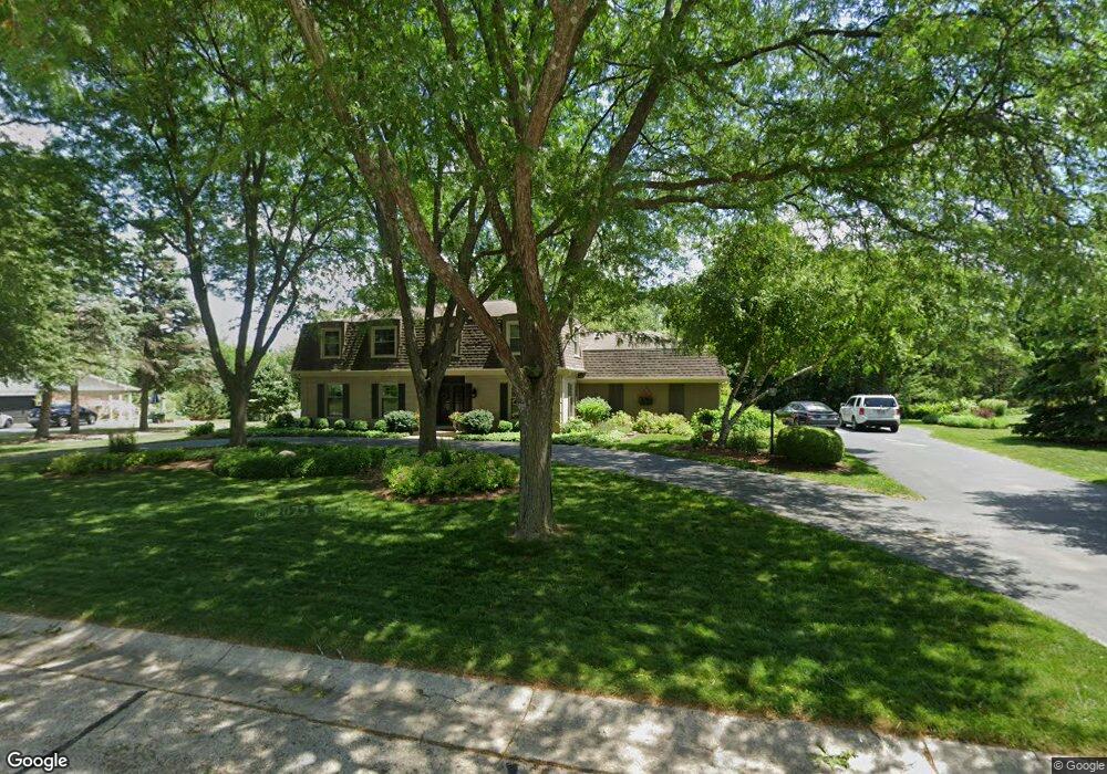 14205 Heatherwood Ct, Elm Grove, WI 53122 - photo 1