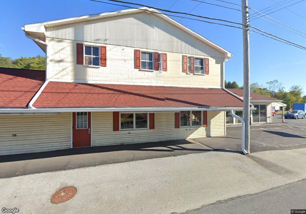 1105 W Main St, Mount Joy, PA 17552 - photo 1