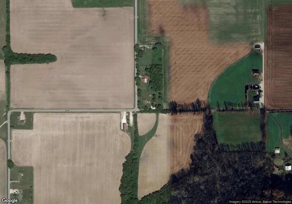 811 N Trojan Complex Rd, Covington, IN 47932 - photo 1