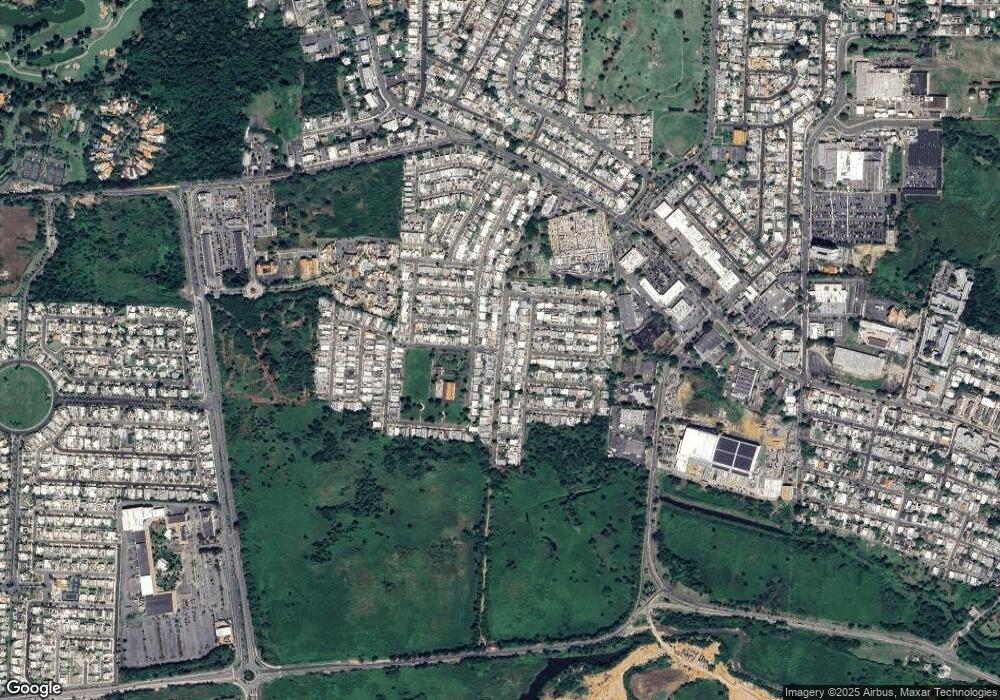 Calle Jose Avenida Blvd unit EE18, Toa Baja, PR 00949 - photo 1