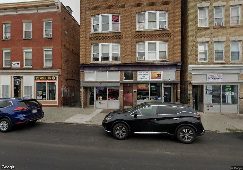 539 Main St, Poughkeepsie, NY 12601 - photo 1