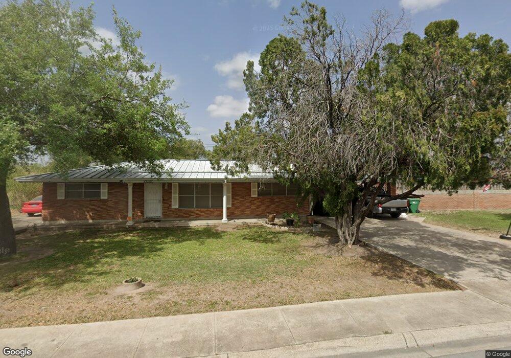 702 W Kelly Ave, Pharr, TX 78577 - photo 1