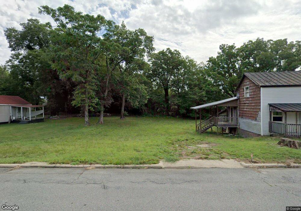 524 Mccoy St, Reidsville, NC 27320 - photo 1