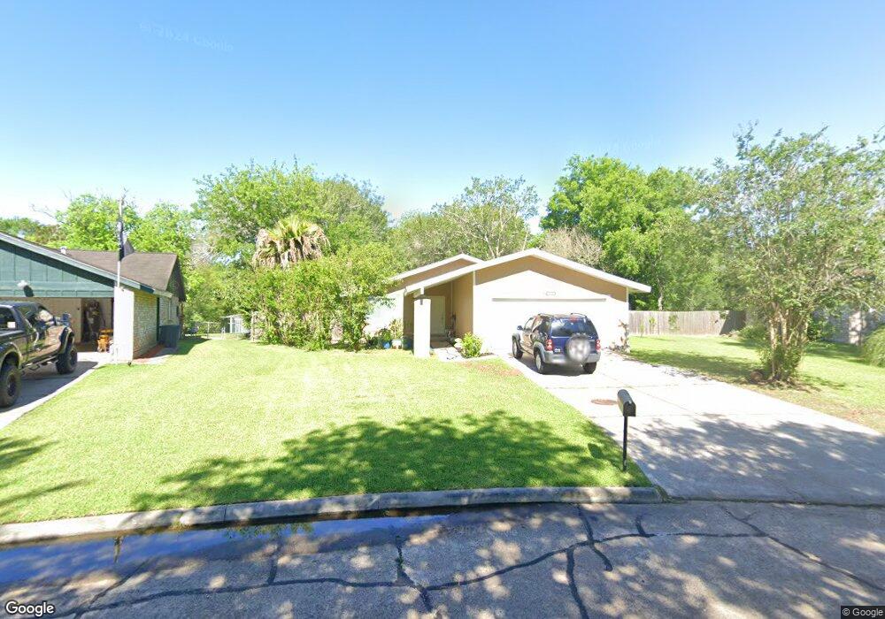 16902 Creek Line Dr, Friendswood, TX 77546 - photo 1