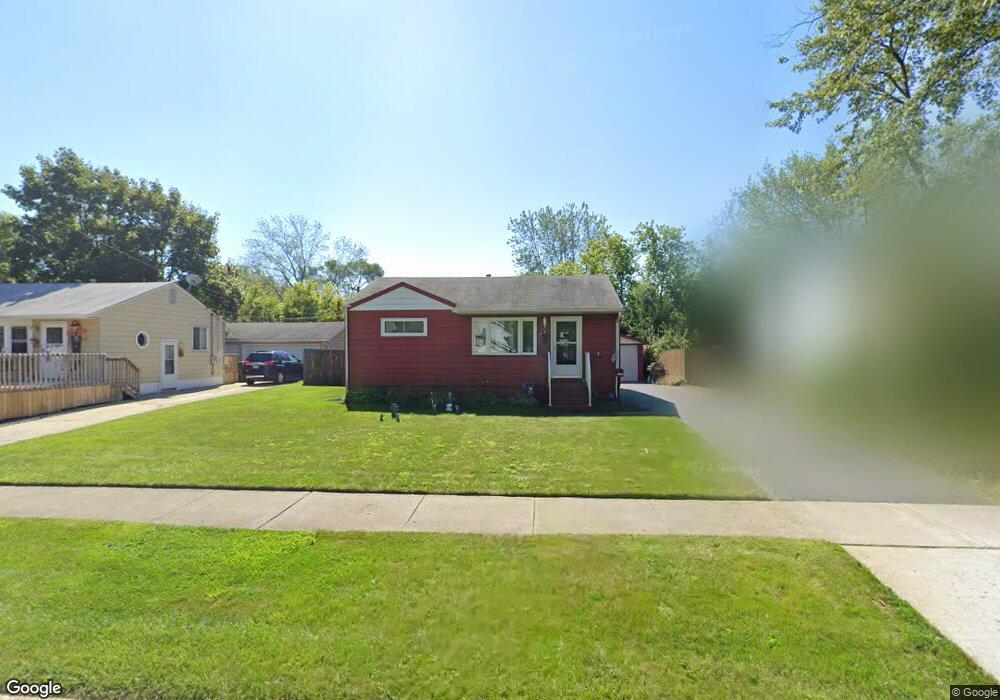 2829 Shoshone Rd, Waukegan, IL 60087 - photo 1