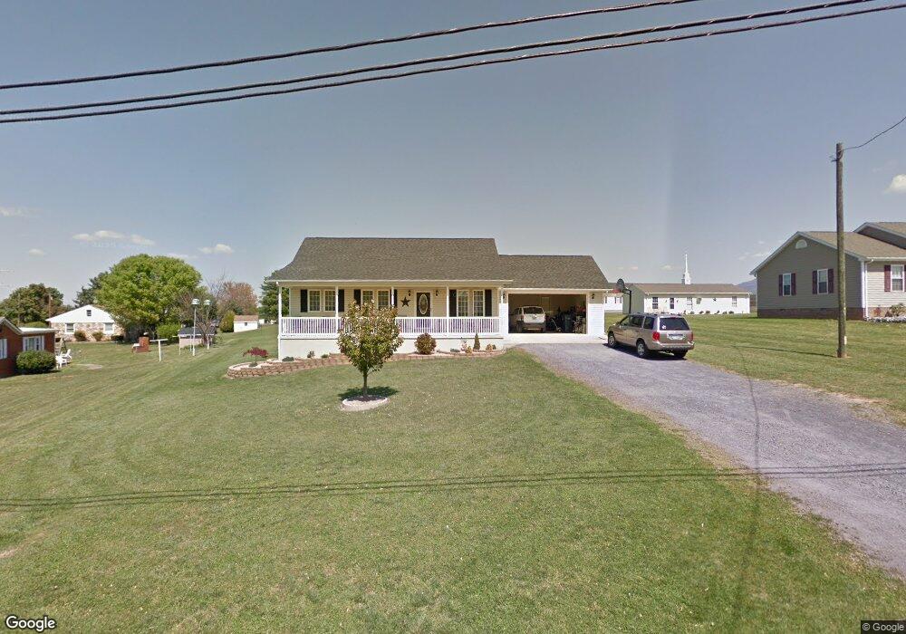 628 Aylor Grubbs Ave, Stanley, VA 22851 - photo 1