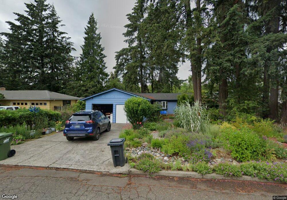 5255 Oakridge Rd, Lake Oswego, OR 97035 - photo 1