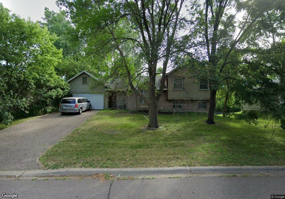 4537 Saddlewood Dr, Minnetonka, MN 55345 - photo 1