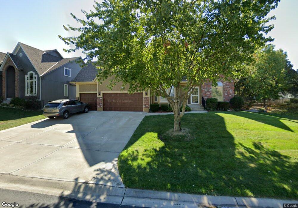 14203 W 72nd St, Shawnee, KS 66216 - photo 1