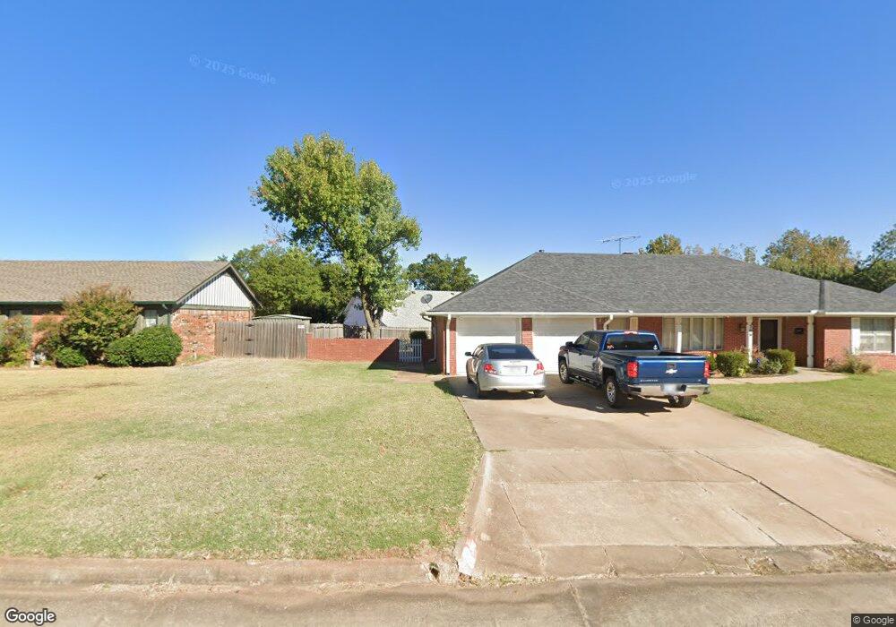 2208 N Minnesota Ave, Shawnee, OK 74804 - photo 1