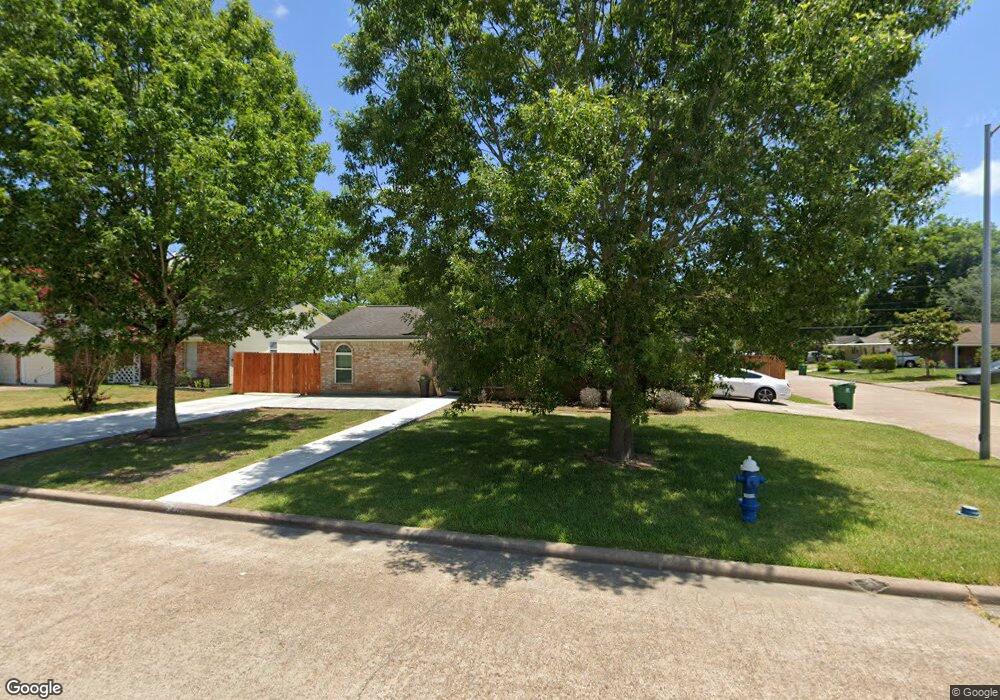 10931 Twig Dr, Houston, TX 77089 - photo 1