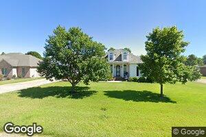 220 Lawrence Dr, Steele, MO 63877