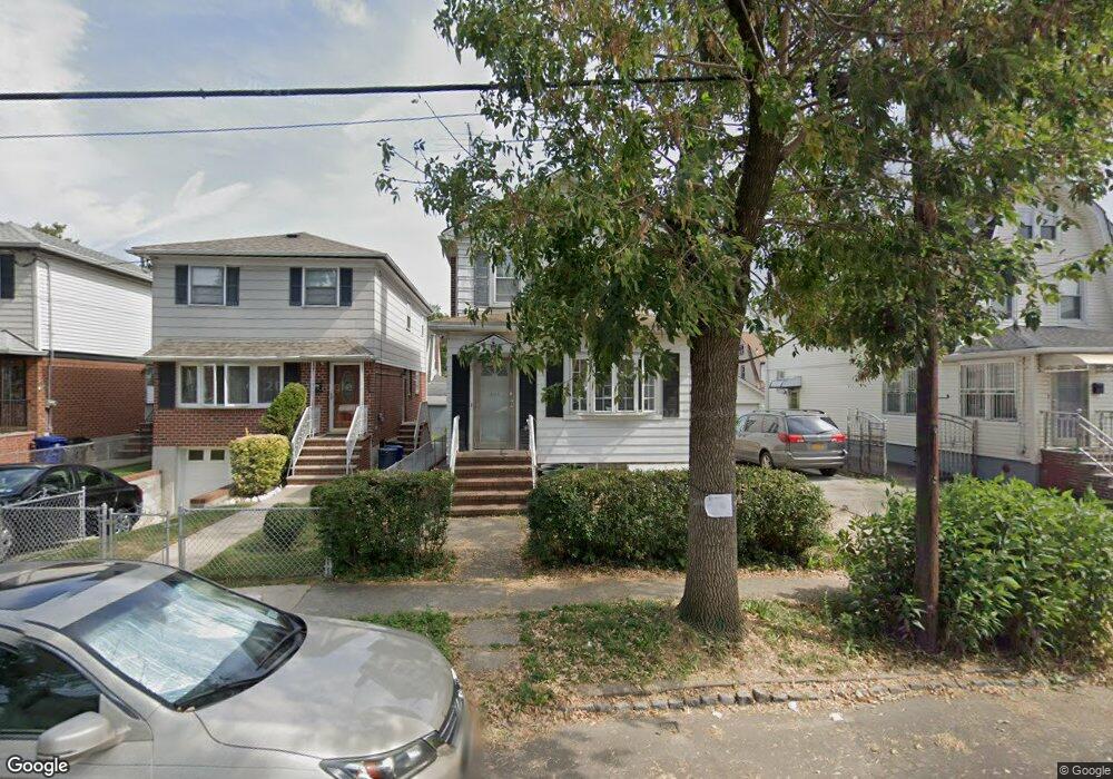 4319 166th St, Flushing, NY 11358 - photo 1