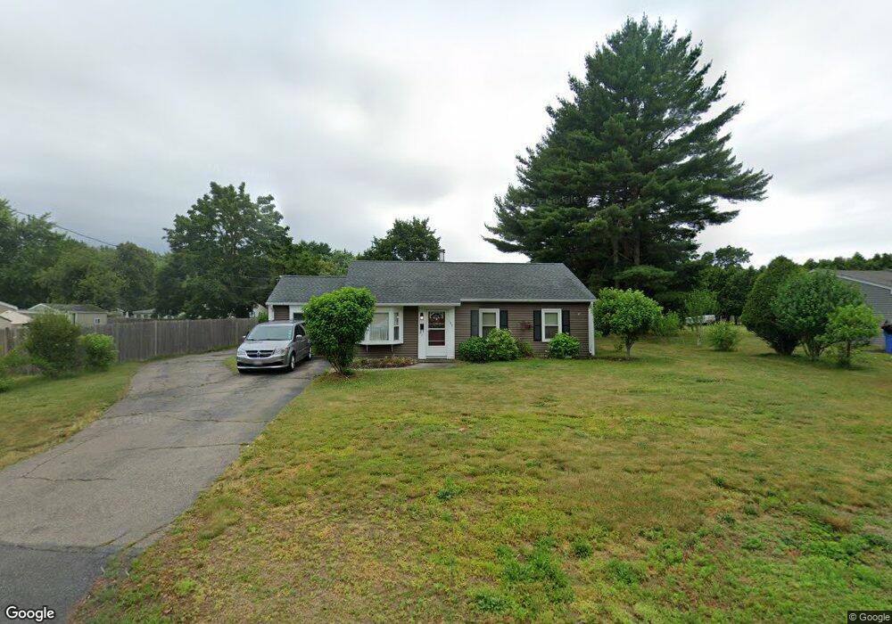 192 Hogg Memorial Dr, Whitman, MA 02382 - photo 1