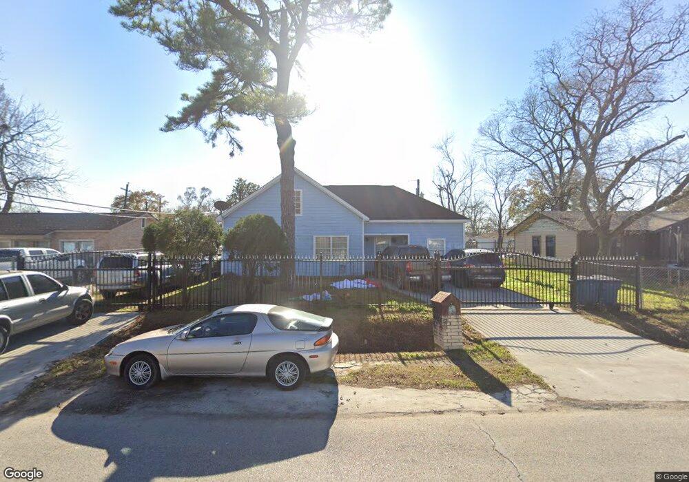 11619 Somerset Ln, Houston, TX 77093 - photo 1