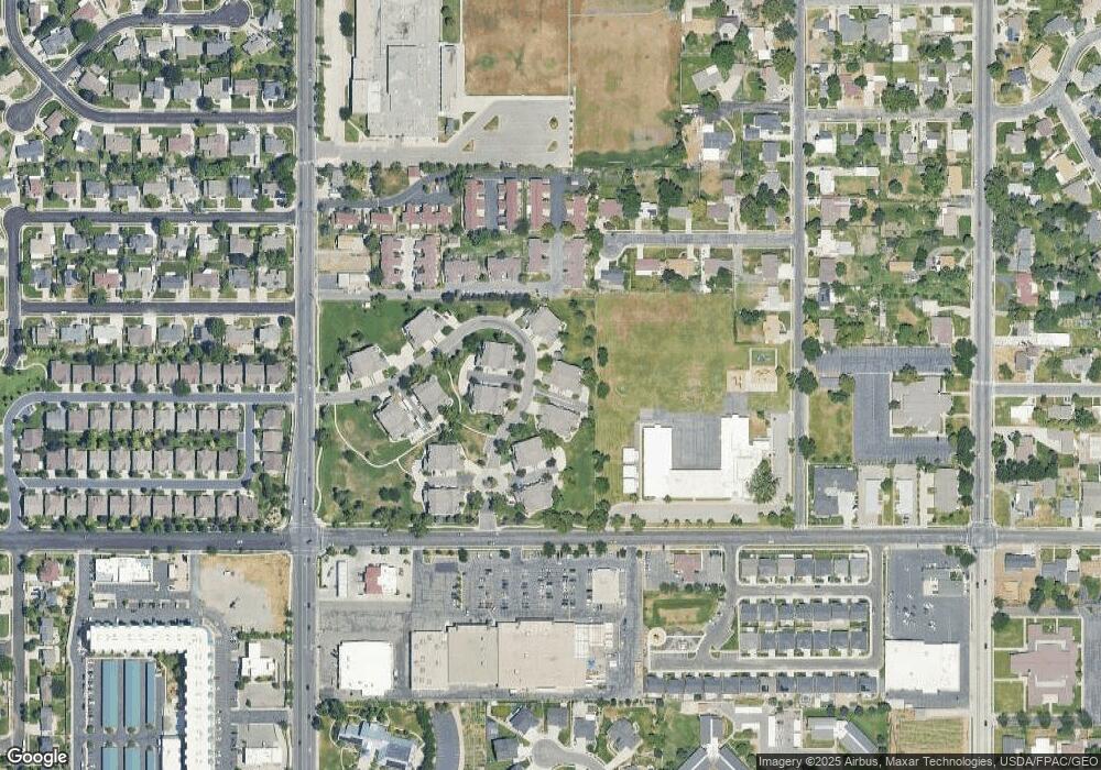 915 Courtyard Ln unit 60, Centerville, UT 84014 - photo 1