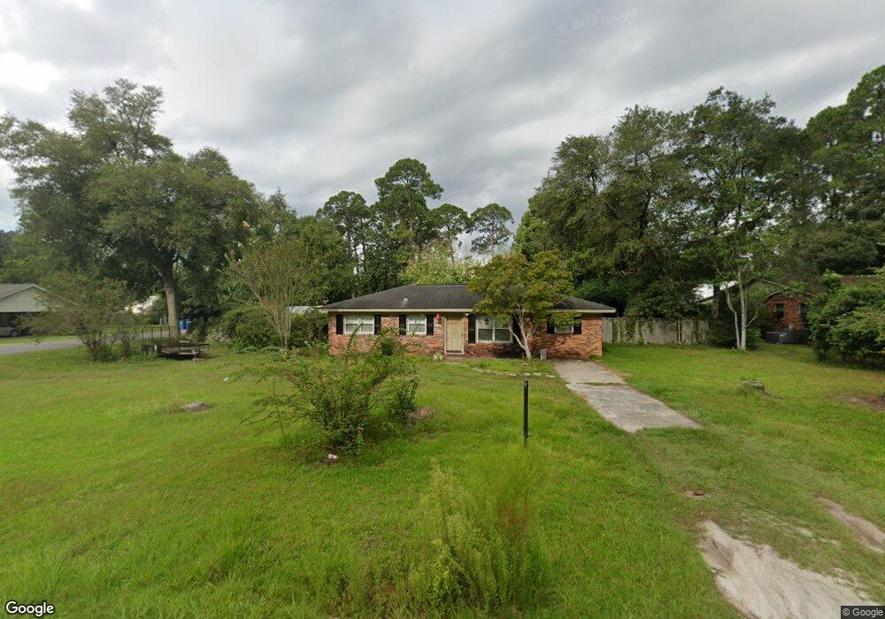 145 Mahan St, Jesup, GA 31545 - photo 1