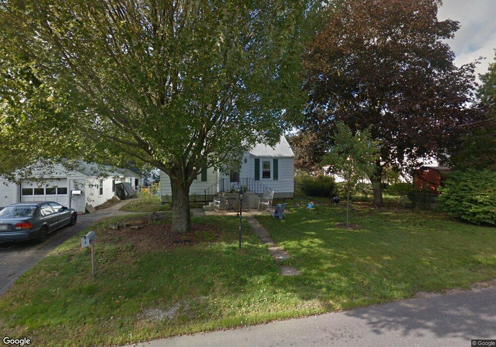 8 Sterling Rd, Kittery, ME 03904 - photo 1