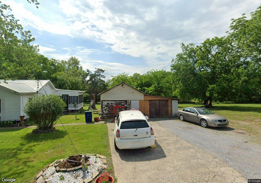 107 Charles St, Shelbyville, TN 37160 - photo 1