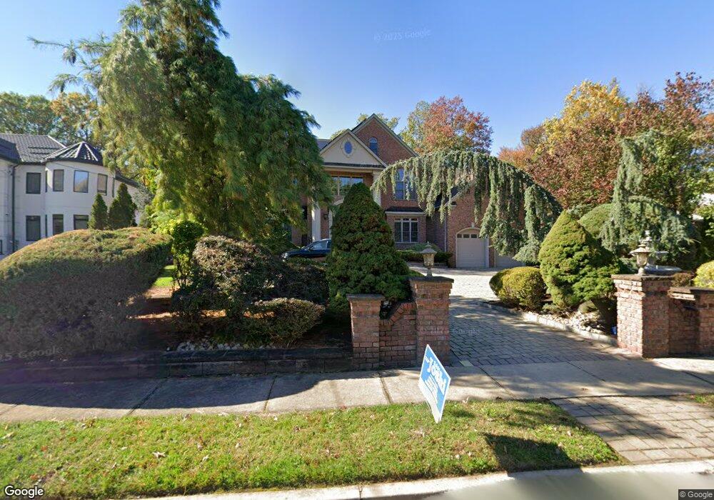 29 Parker Rd, Edison, NJ 08820 - photo 1