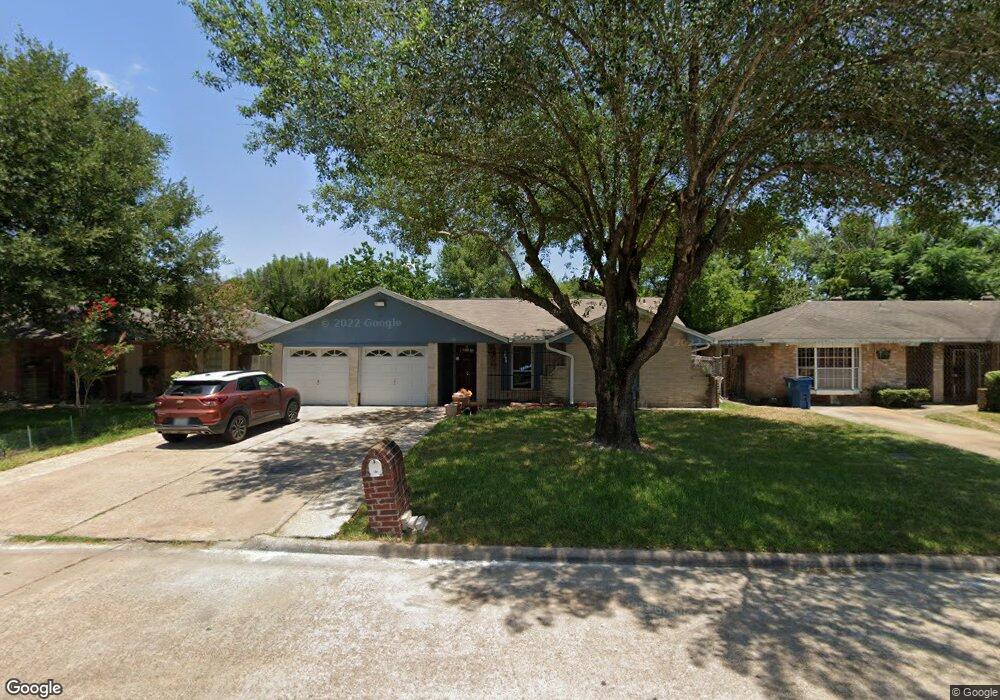 2150 Beaver Bend Rd, Houston, TX 77088 - photo 1