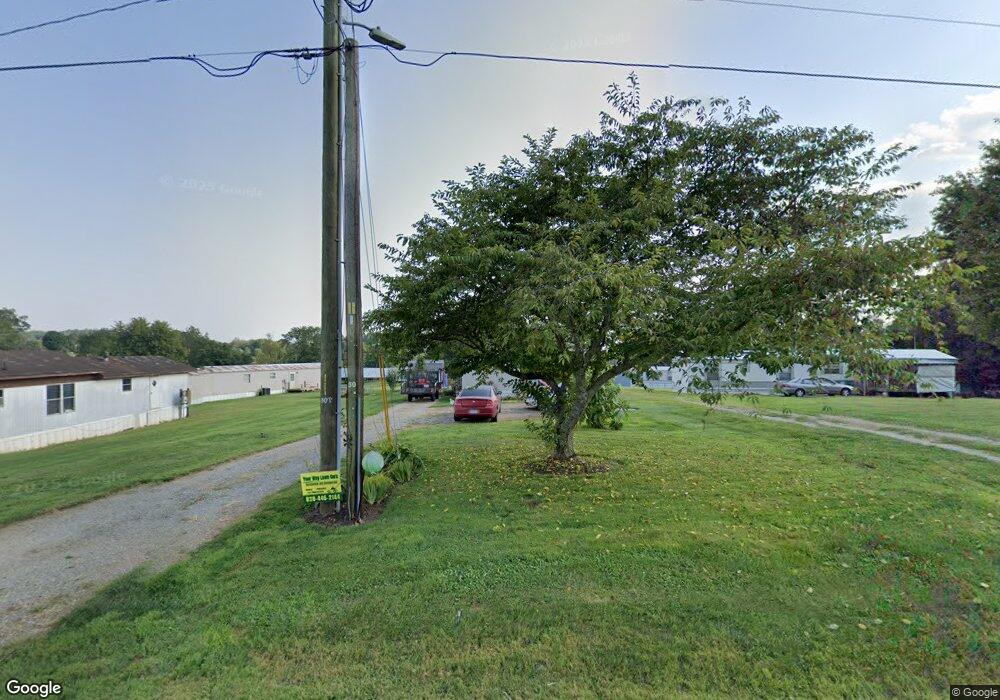 209 C Hayes Rd, Purlear, NC 28665 - photo 1