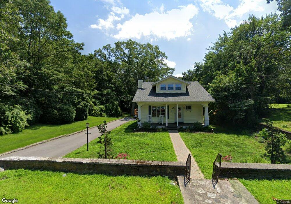 17 Quaker St, Millville, MA 01529 - photo 1