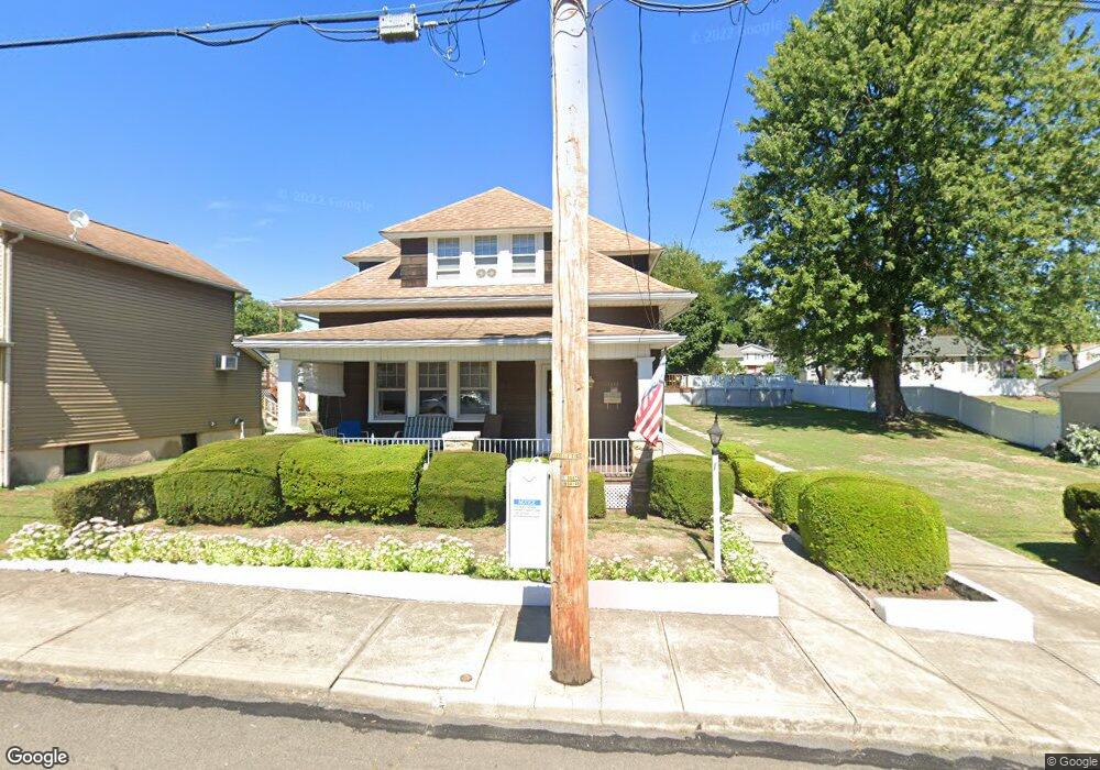 1012 Sampson St, Taylor, PA 18517 - photo 1