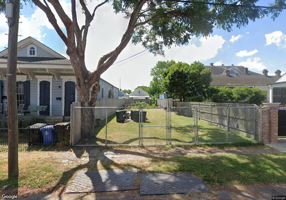 624 2nd St, New Orleans, LA 70130 - photo 1