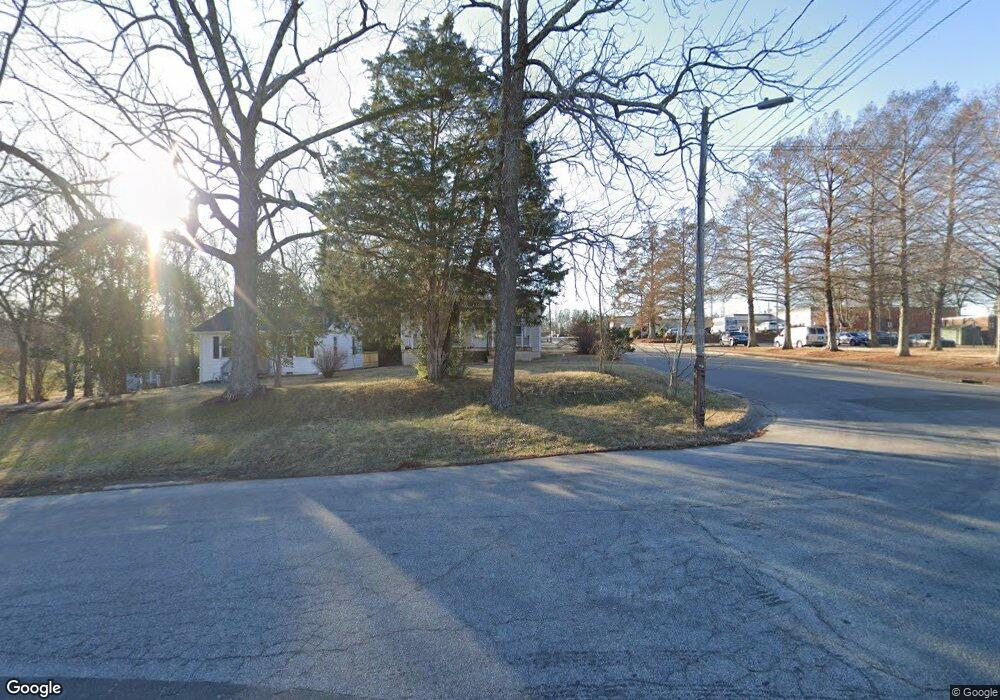 300 E McClanahan St, Oxford, NC 27565 - photo 1