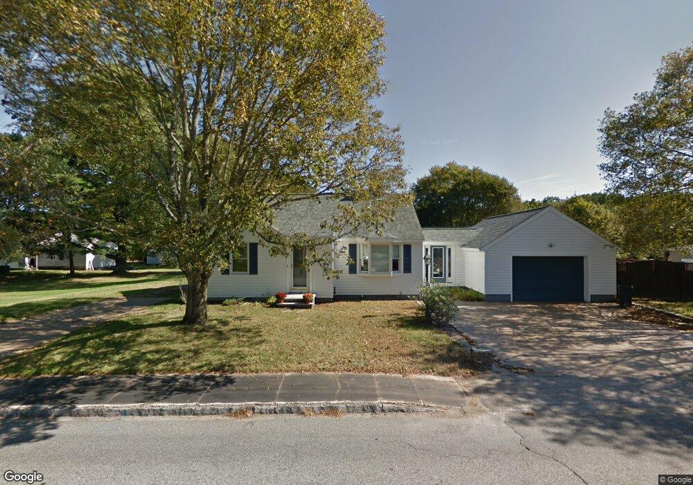 54 Washington St, Seabrook, NH 03874 - photo 1