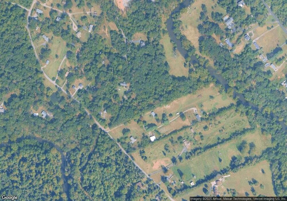 12547 Izaak Walton Dr, Bristow, VA 20136 - photo 1