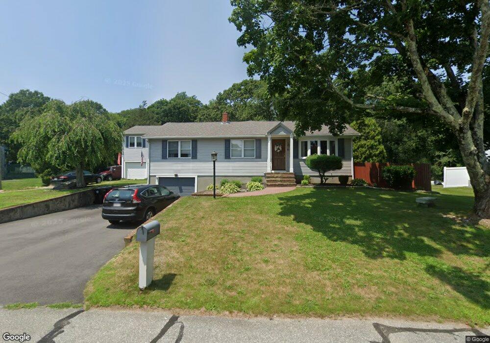 15 Cypress Dr, Dartmouth, MA 02747 - photo 1