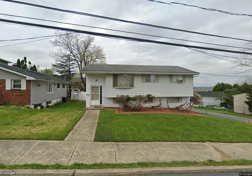 304 Nelson St unit 308, Allentown, PA 18109 - photo 1