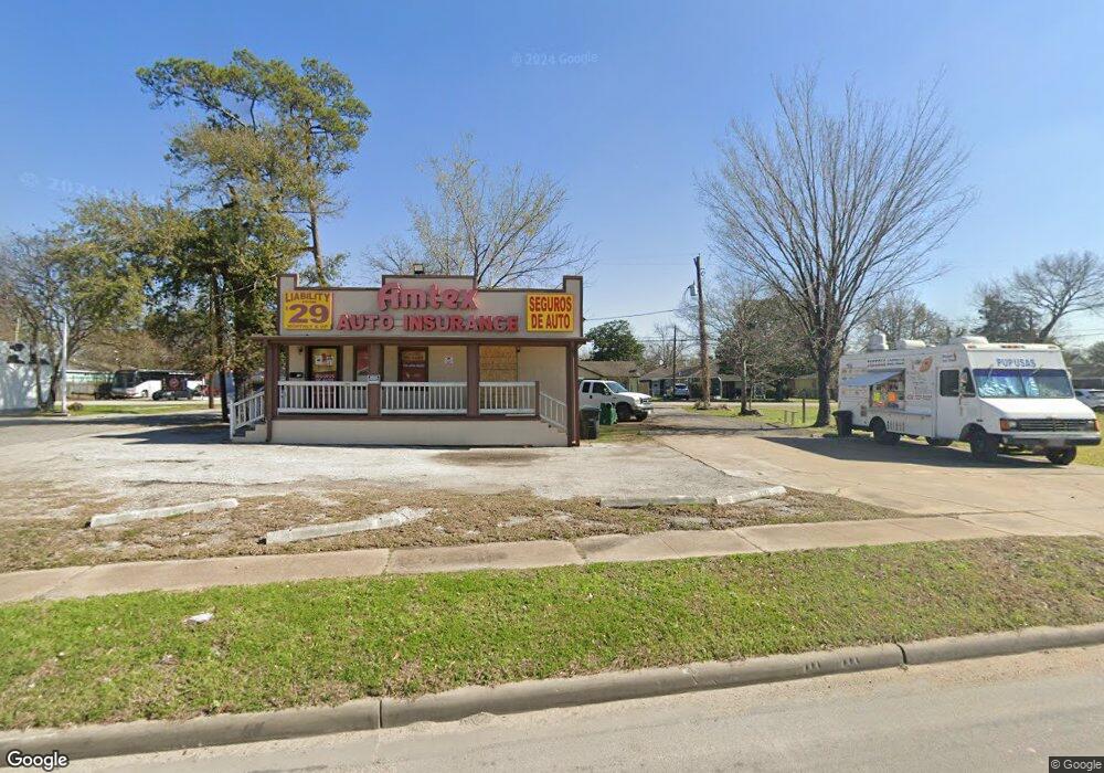 315 Red Oak St, Houston, TX 77009 - photo 1