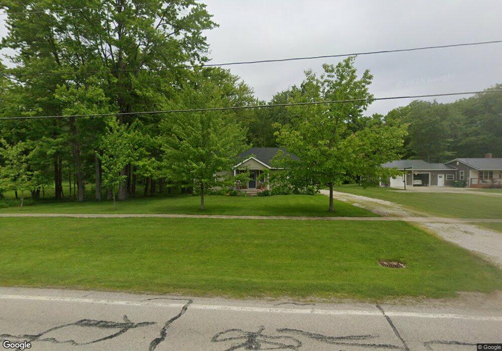 323 E Jefferson St, Jefferson, OH 44047 - photo 1