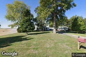 1327 Davis Rd, Jacksonville, IL 62650