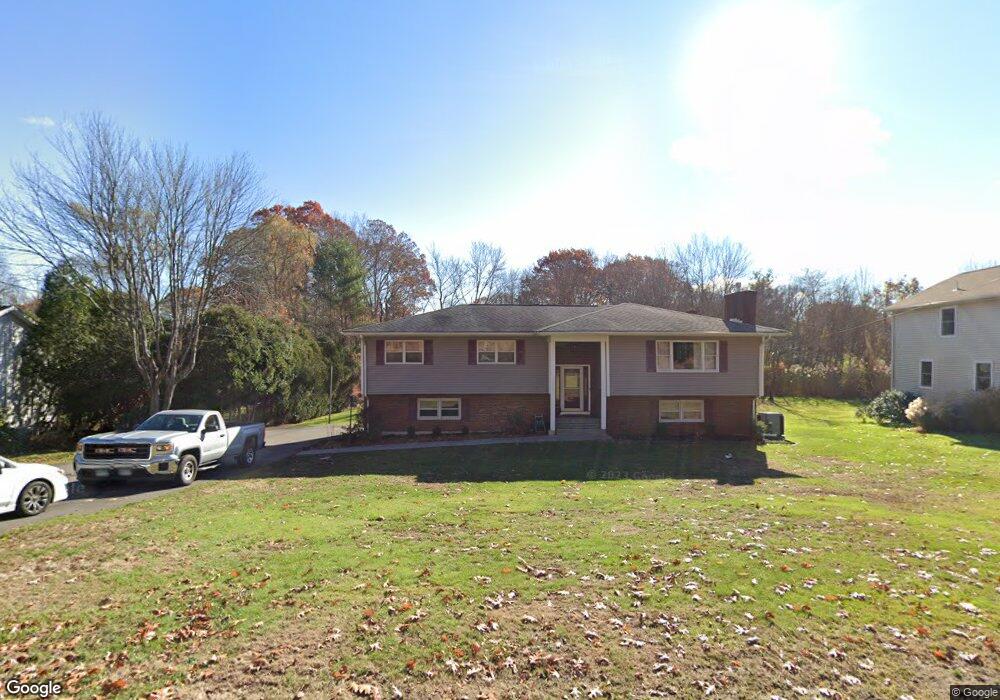 625 Country Club Rd, Waterbury, CT 06708 - photo 1