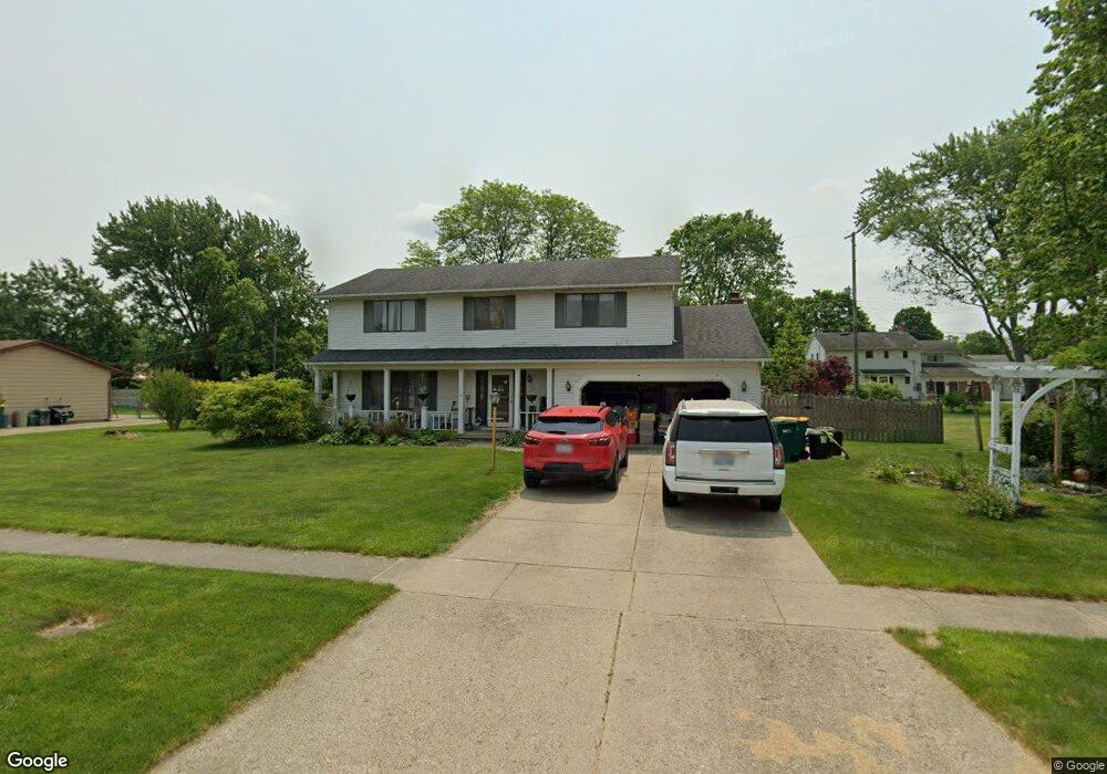 1228 Springview Dr, Flushing, MI 48433 - photo 1