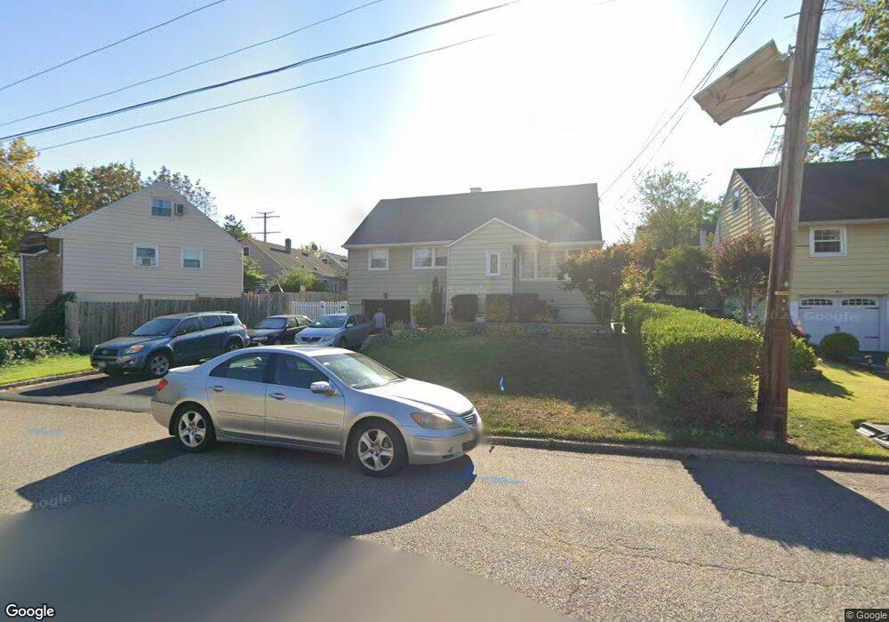 5 Reilly Ct, Metuchen, NJ 08840 - photo 1