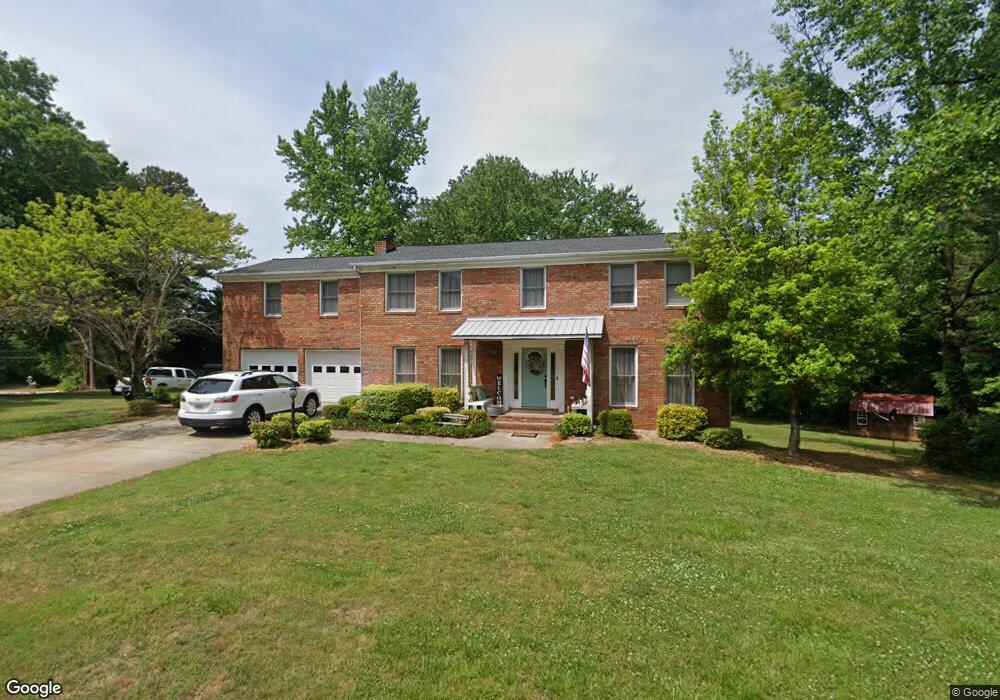 153 Modoc Dr, Cornelia, GA 30531 - photo 1