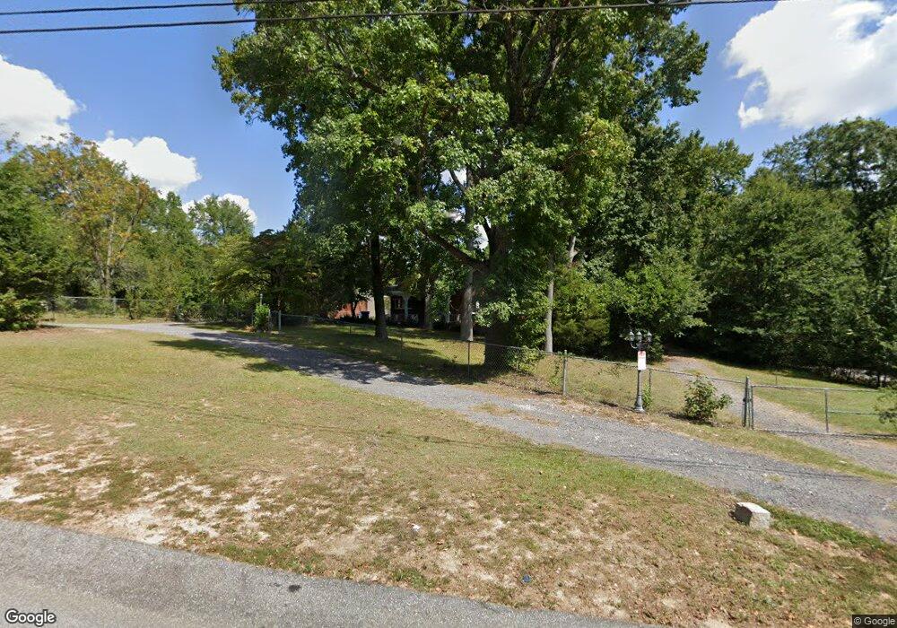 304 N Lucas St, West Columbia, SC 29169 - photo 1